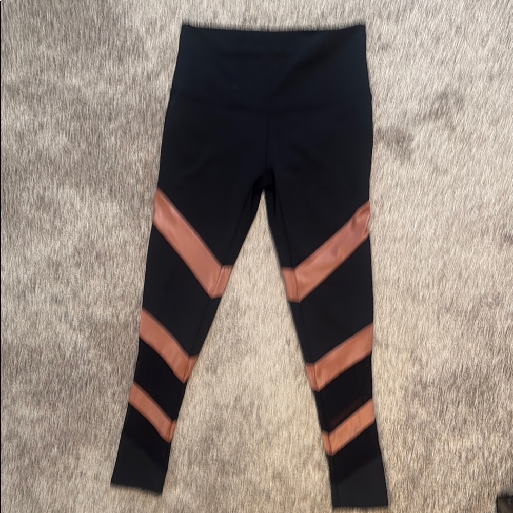 Chic Black Leggings with Tan Stripes